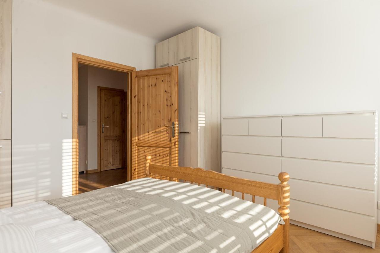 Piękna 2-Bedroom Apartment Warszawa Zewnętrze zdjęcie