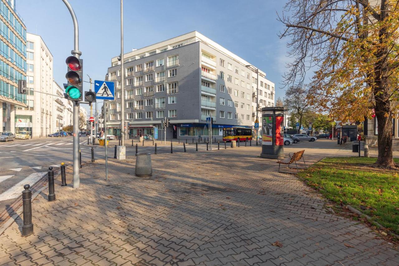 Piękna 2-Bedroom Apartment Warszawa Zewnętrze zdjęcie